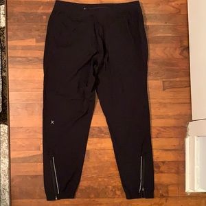Men’s lululemon surge jogger